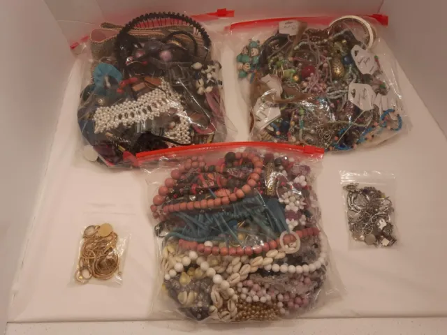 Assorted  Mix Costume-Fashion Jewelry & Accessories Lot Of 5 Bags 8.6 LBS Used