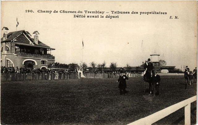 CPA AK Champ de Courses du TREMBLAY Tribunes des proprietaires (671998)