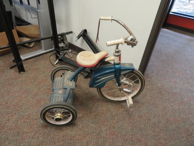 Sears Metal Child's Tricycle 3 Wheel Bicycle Pedal Car
