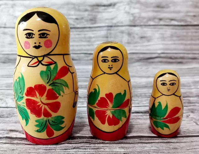 Vintage Matryoshka Russian Nesting Dolls Hand Made Hand Painted Set of 3