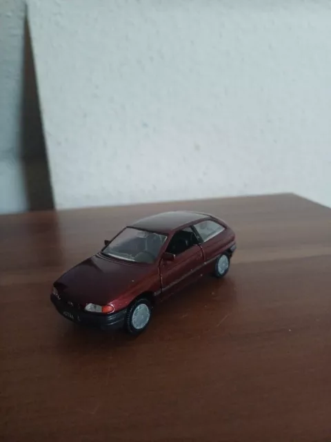 Opel Astra F Gama 1:43 Modellauto