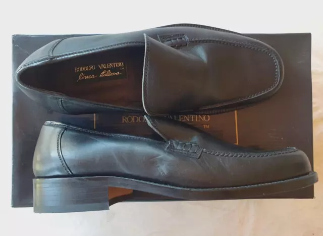 Chaussures neuves en cuir noir Rodolfo Valentino taille 39 (pa)
