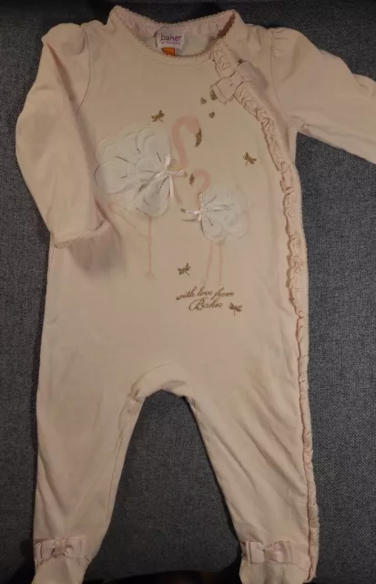 Ted baker baby girl Sleepsuit 9-12 Months designer pink swan babygrow (157)
