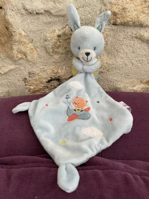 0/Doudou lapin bleu vert rayé avion mouchoir POMMETTE TBE