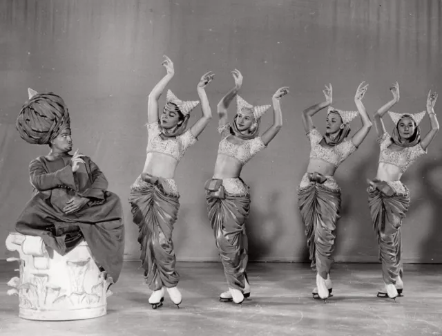 Nutcracker Ice Skating Holiday on Ice Old Photo 1957