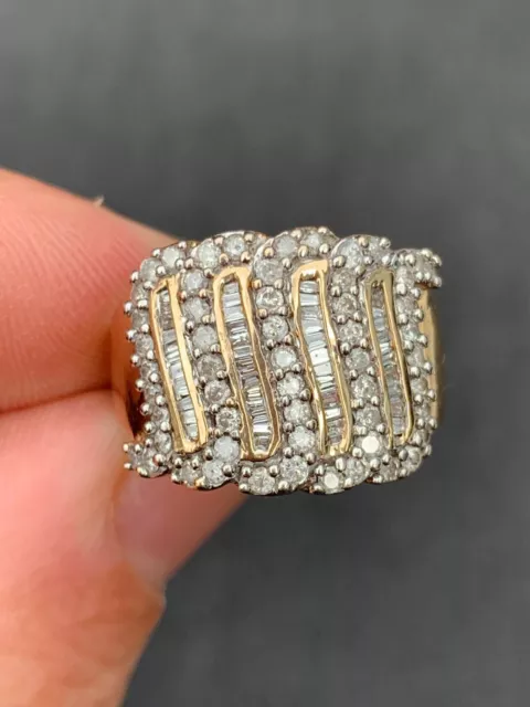 9ct gold 2ct baguette cut & round diamond large cluster ring, heavy 6 grams