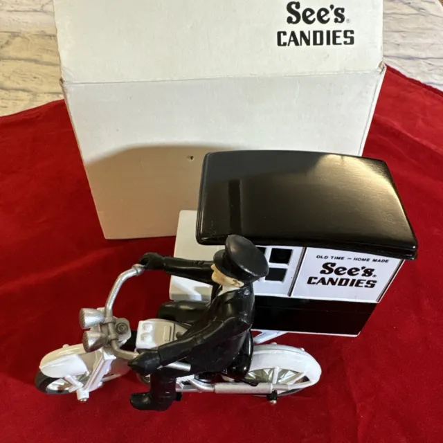 SEE'S CANDIES Vintage Die-cast Motorcycle With Driver PRISTINE With Box