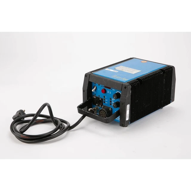Arri 575/1200W Electronic Ballast for HMI Lights with ALF DMX (ETL) - SKU1636905 Arri 575/1200W Electronic Ballast for HMI Lights with ALF DMX (ETL) - SKU1636905