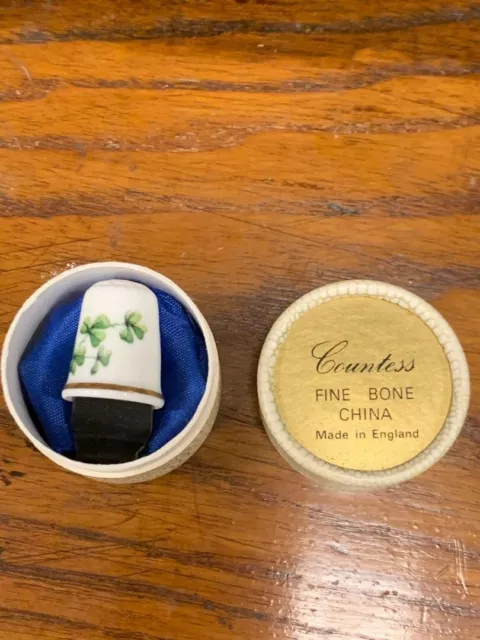 Vintage Thimble Countess Clover.  Fine Bone China