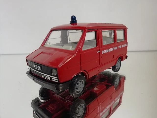 OLDCARS OLD CARS 1:43 Fiat Iveco Turbo Daily voiture plate-forme EUR 26
