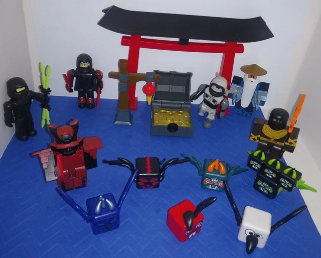ROBLOX ACTION COLLECTION Ninja Legends Deluxe Playset +Exclusive