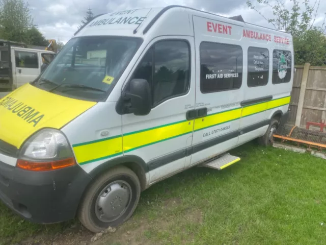 Renault master spares or repairs ex ambulance