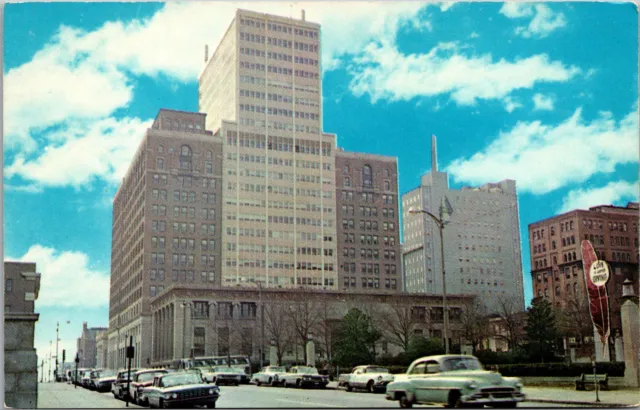 Vtg 1950s Rodney Square Library Delaware Trust Building Wilmington DE Postcard