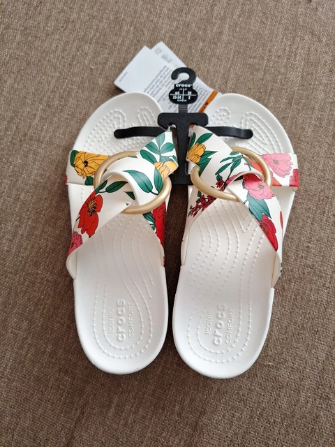 Crocs filtra Serena Cross Band Slides