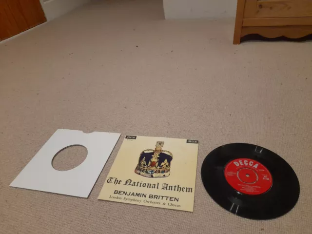 Benjamin Britten conducts The National Anthem (1962) 7" vinyl Record 45-71146