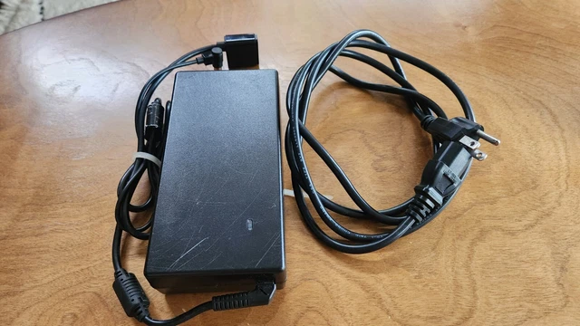 Adaptador de alimentación de CA DJI (ADE018) (26.1V-6.9A) 180W Adaptador de alimentación rápido