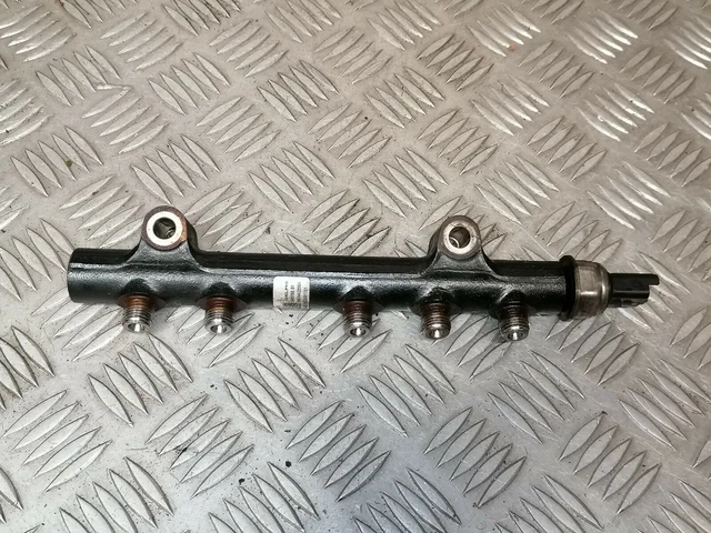 Barre Rampe Injecteur PEUGEOT 207 / CITROËN C4 1.6 HDI - Pièce D'origine PSA - Réf. 9654592680 - Occasion