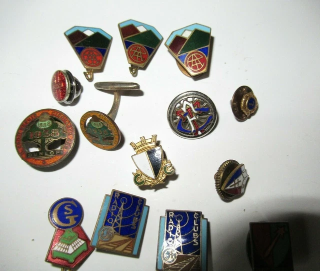 16 Pièces Badge Féministe Broches Épingles Autonomisation Femme - Lot Féminisme