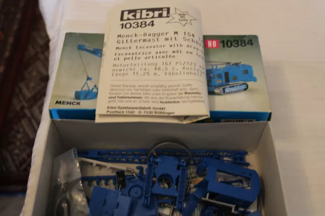 HO Scale Kibri, Menck Excavator With Drag Bucket Kit, #10384, Blue BN open box 3