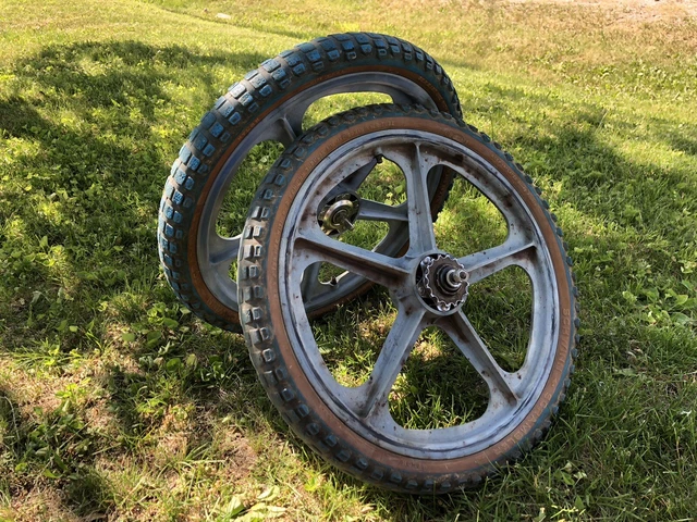 20” Skyway Tuff Wheel II Blue Free Wheel Schwinn Scrambler Knobby Tires Old Bmx 20” Skyway Tuff Wheel II Blue Free Wheel Schwinn Scrambler Knobby Tires Old Bmx