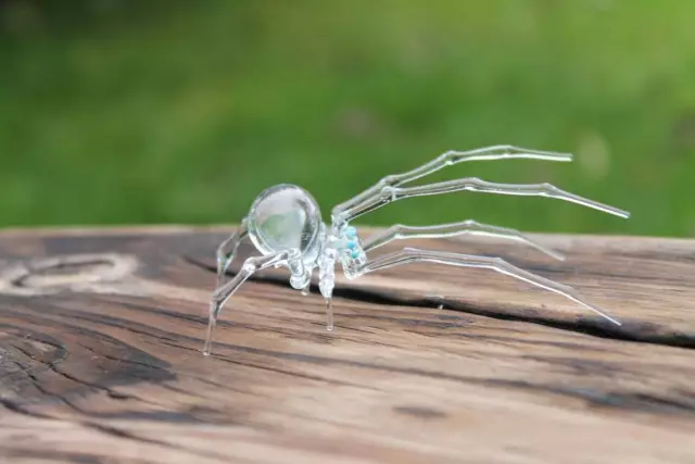 Clear Glass Spider Figurine - Blown Glass Spider - Spider halloween - Spider