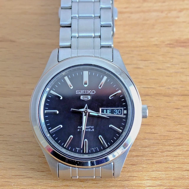 SEIKO AUTOMATICO 7S26-11 J4 R2 quadrante nero EUR 110,00