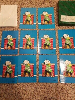 Hallmark Christmas Snoopy Fireplace Stocking Cards, 10 Cards & 10 Envelopes  VTG