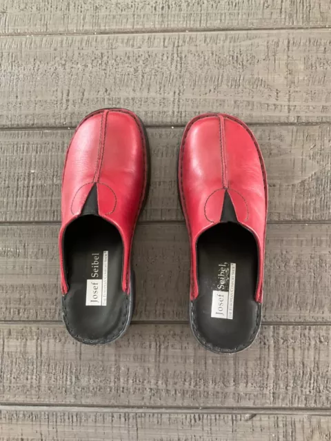 Josef Seibel Womens Red Mule Cloggs. Size 36 European = Size 51/2 US