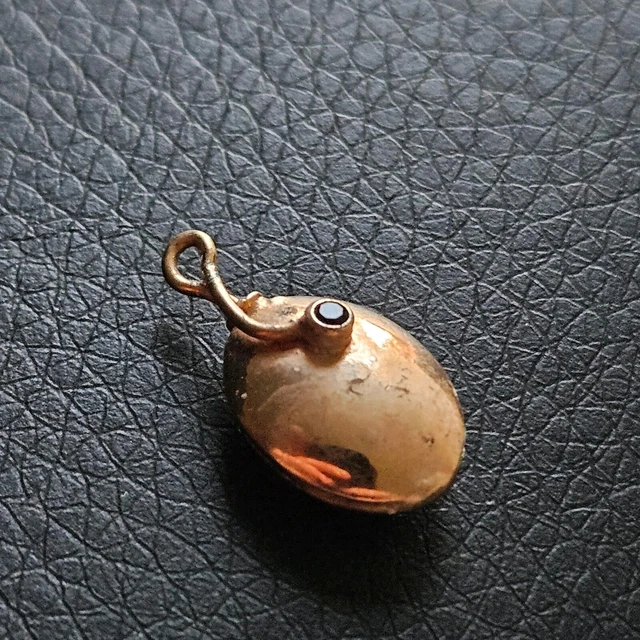 Pendentif En Argent Avec Pierre - Modèle Occasion, Bijou Vintage Ou Moderne Sans Marque