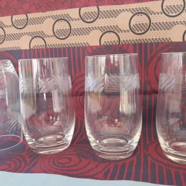 Verres à eau/ à orangeade /gobelets ciselés art déco (lot de 4)