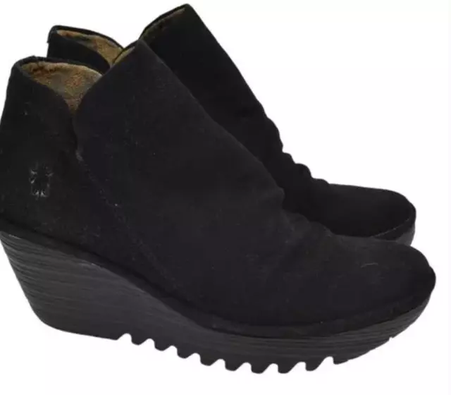 FLY LONDON Womens YIP Black Suede Platform Wedge Ankle Bootie Sz 39 EU/Sz 8-8 US