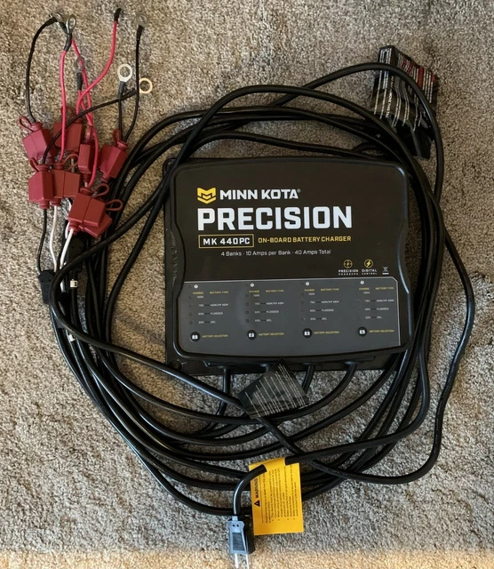 MINN KOTA MK440PC 4 Bank Boat Battery Charger 1834400 New Unused Open