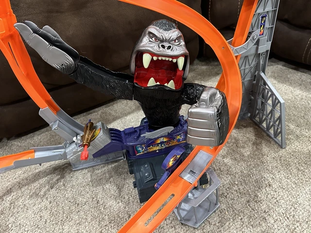 Hot Wheels GORILLA ATTACK Playset Rare Mattel vintage 2005 Set Hot Wheels GORILLA ATTACK Playset Rare Mattel vintage 2005 Set