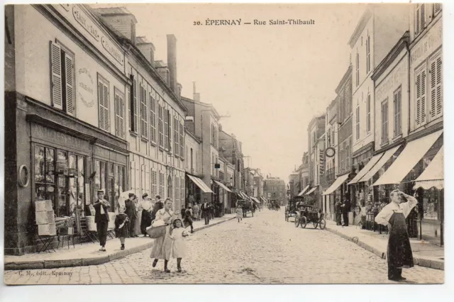 EPERNAY - Marne - CPA 51 - Commerces - les magasins de la rue St Thibault