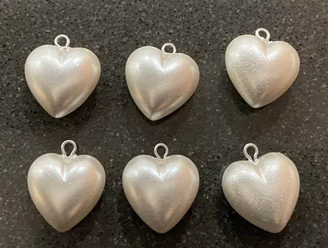 10Mm German Plexi Pearlized Heart Pendant W/ Loop (72 Pcs)