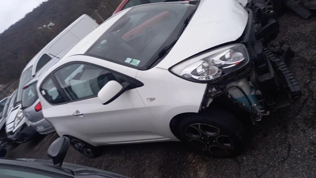 Porte avant droit KIA PICANTO 2 PHASE 1 1.2i - 16V /R:68782896