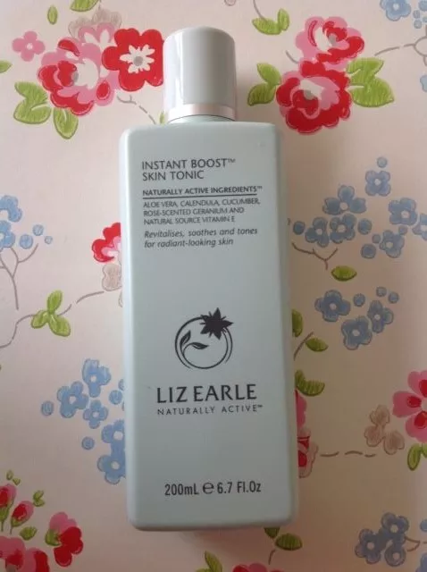 NUOVO ⭐️LIZ EARLE⭐️ tonico pelle boost istantaneo⭐️ taglia intera 200 ml