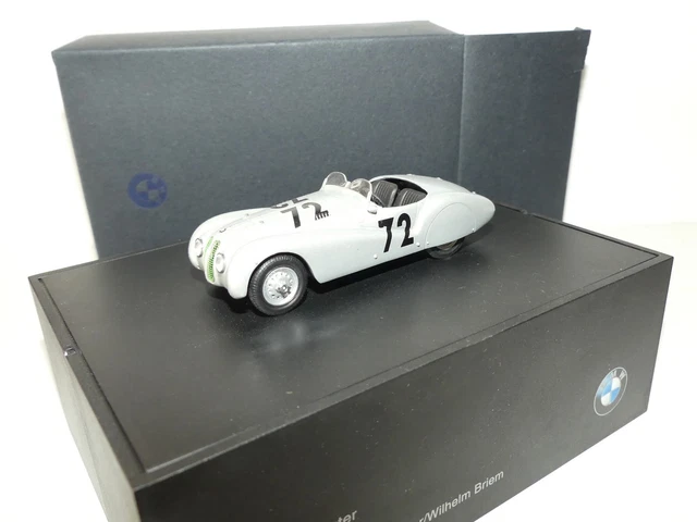 Schuco BMW 520 Polizei 1/43 – Modèle 301617 Blanc & Vert – Boîte Plexi Abîmée