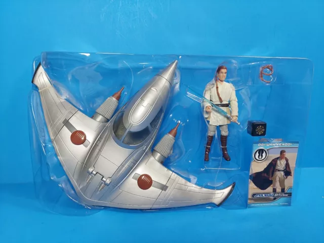 Srltar Wars 3.75" Naboo Royal Fighter with Obi-Wan Kenobi 2012