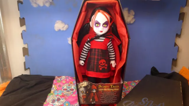 Living Dead Dolls: Red Riding Hood 2011. Mint con/Original run/Perfect condition