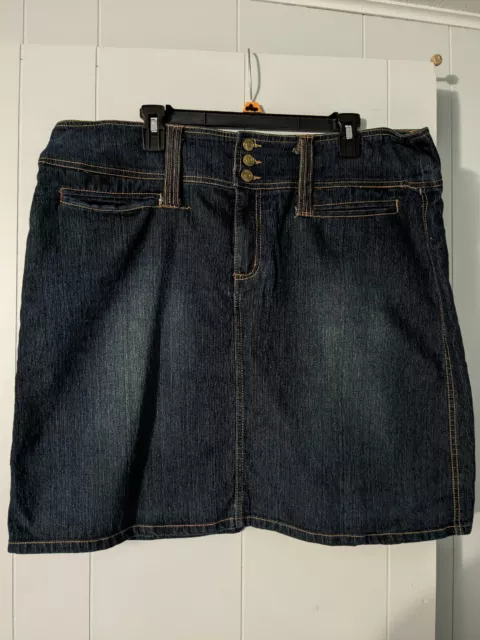 Zoey Beth Plus Denim Jean Mini Skirt Size 2X Zip & 3 Buttons NWOT