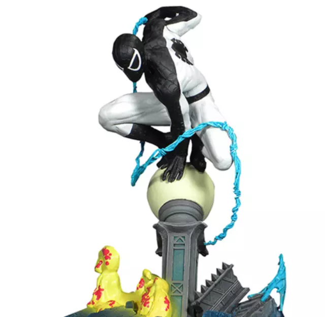 Diamond Select Marvel Comics Gallery Negative Zone Spider-Man PVC PX Statue -MIB