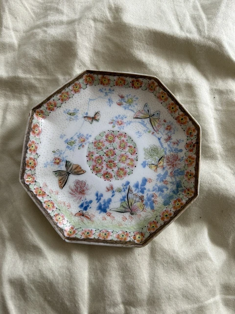 JAPANESE KUTANI-WARE BUTTERFLY Flower Small ORNAMENTAL PLATE