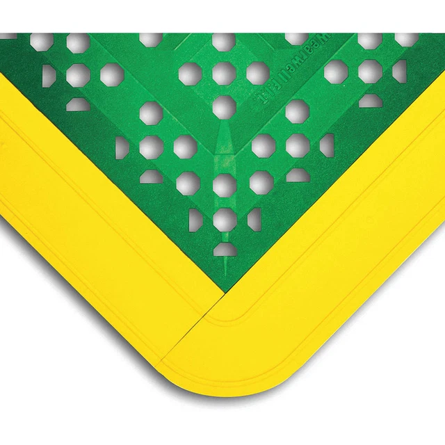 WEARWELL 546 Interlock Drainage Mat,Green,2ft3"x2ft6"