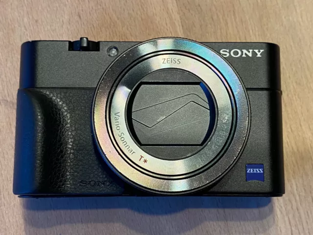 Sony RX100 VA Zeiss Digitalkamera Schwarz RX100M5A OVP