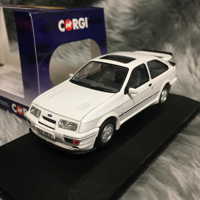 Miniature SCHUCO 1/43 - Ford Sierra Cosworth Saphire 1990 - Gris - Résine