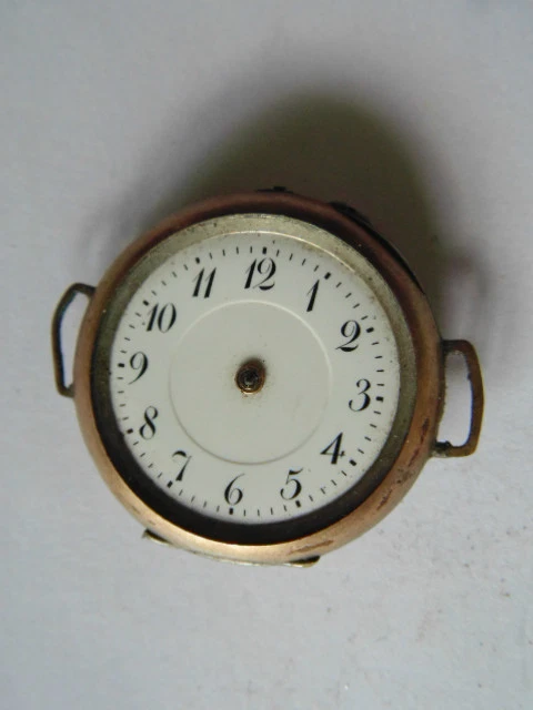 Ancienne Montre Gousset « La Reine Des Montres » Besançon - Mouvement Mécanique - Occasion