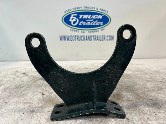 Peterbilt exhaust muffler cab bracket 14-14792