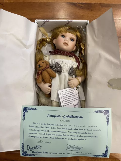 Duck house Heirloom Doll KASSIDY New