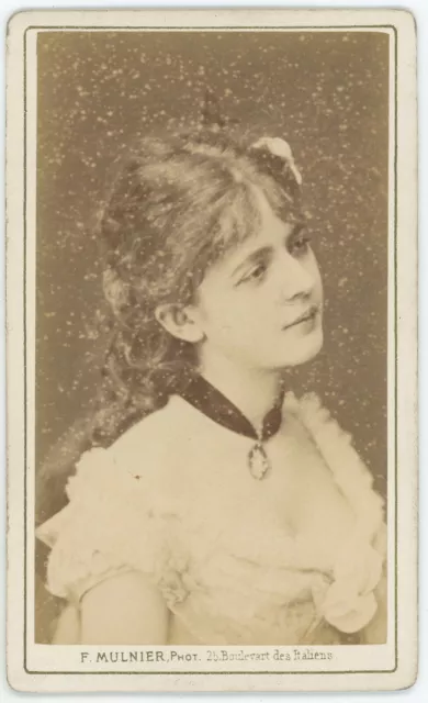 CDV circa 1870. Jane May, actrice par Mulnier à Paris. Actress. Théâtre.